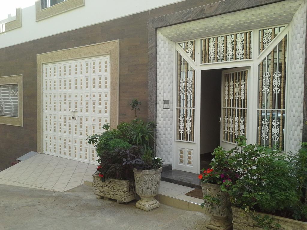 Fnideq Seaside Apartment Luaran gambar