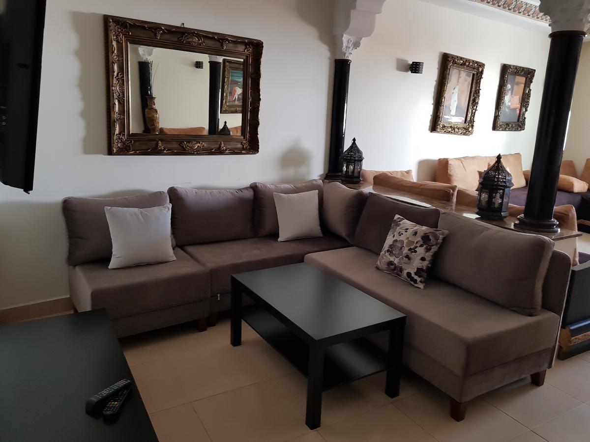 Fnideq Seaside Apartment Luaran gambar