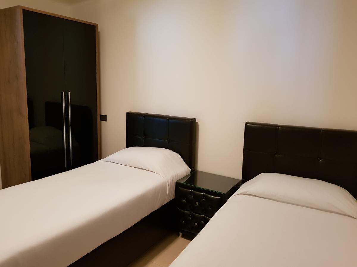 Fnideq Seaside Apartment Luaran gambar