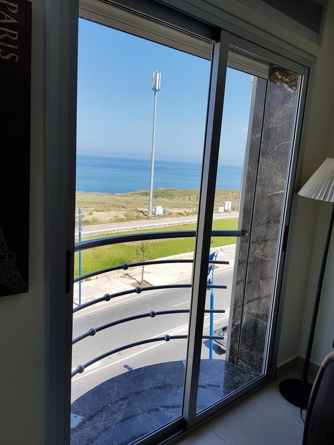 Fnideq Seaside Apartment Luaran gambar