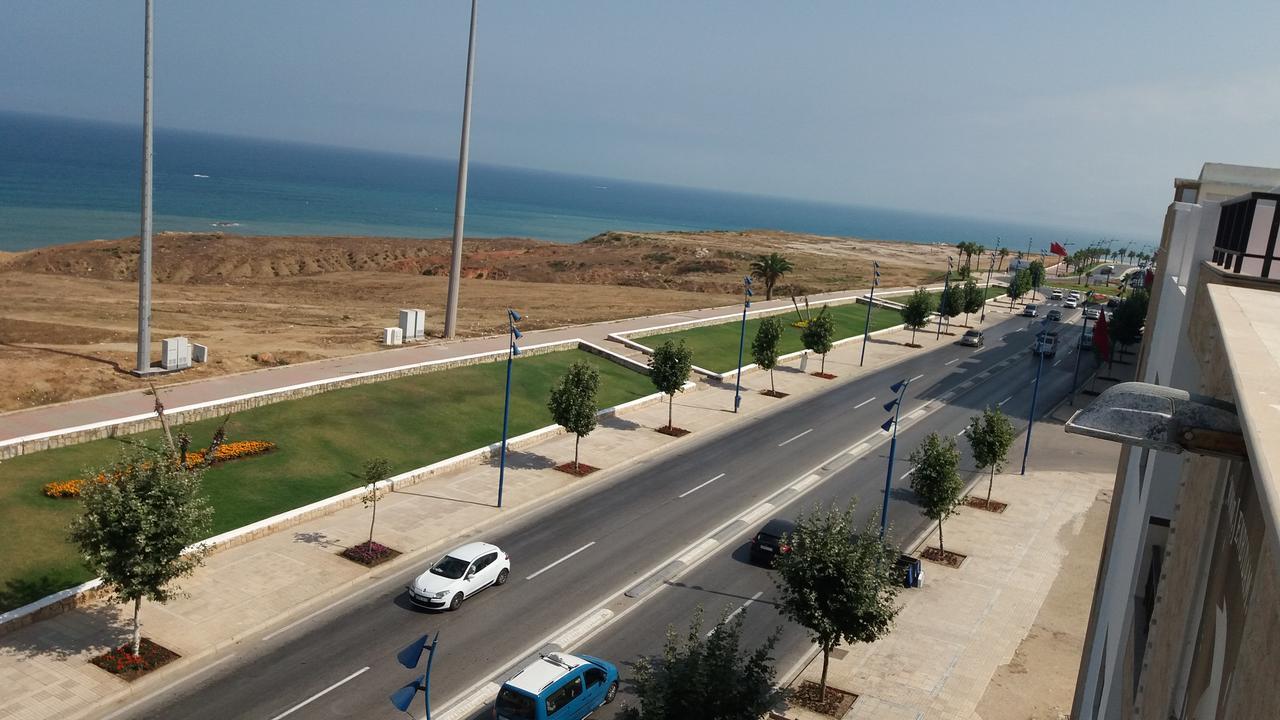 Fnideq Seaside Apartment Luaran gambar