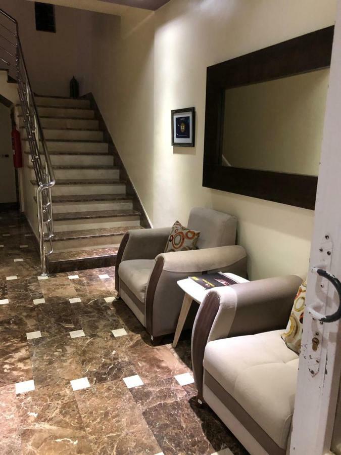 Fnideq Seaside Apartment Luaran gambar